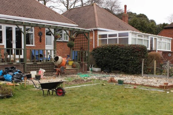 Understand the importance of boundary walls Horsham contact Jason edworthy party wall surveyors today!